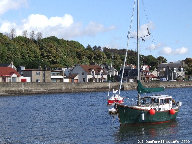 Limekilns sea-front